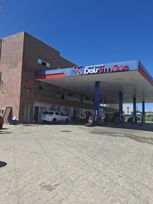 Posto e Pousada Dois irmãos